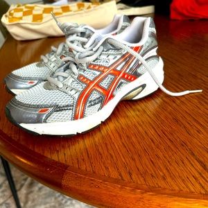 Women’s ASICS/ Gel-Equation 3
